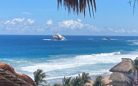 LA LOMA LINDA, Bungalows y Yoga